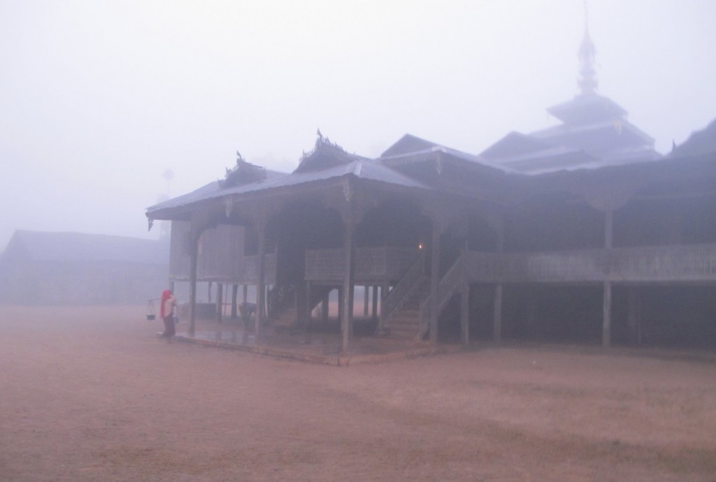 IMG_9523A Myanmar trek temple in fog