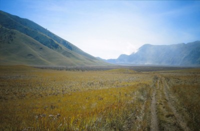 Crossing Mt Bromo, tengger crater